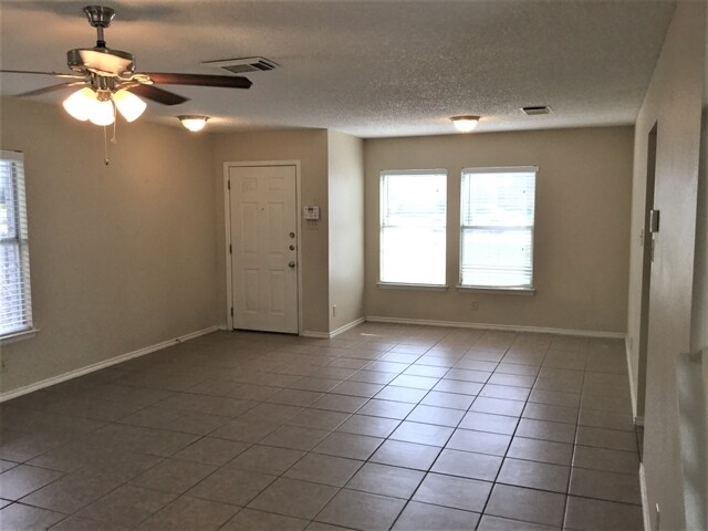 Building Photo - 4531 Sherwood Way