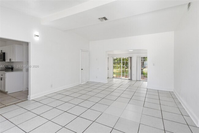 Foto del edificio - 875 NW 168th Dr