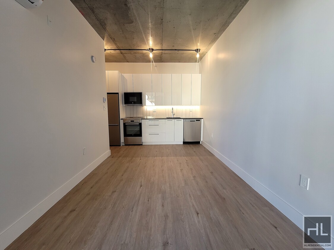Primary Photo - New Luxury Apartment on Flatbush Avenue