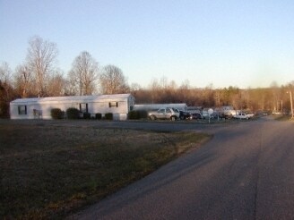 Primary Photo - 560 Old Willis School Rd