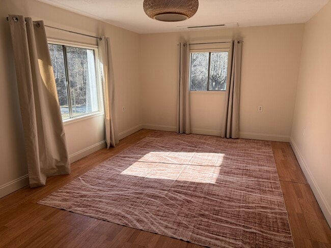 Foto del edificio - 525 Allen Dr