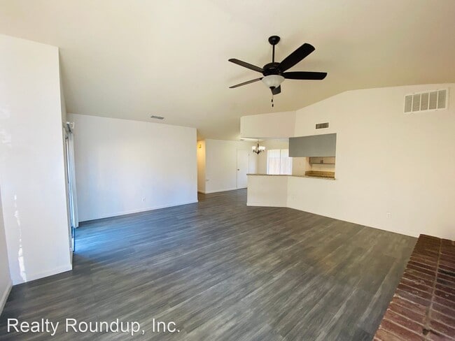 Foto del edificio - 3 br, 2 bath House - 1310 Rice Ln