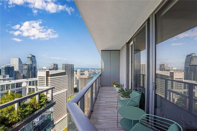 Foto del edificio - 801 S Miami Ave