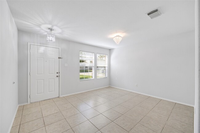 Building Photo - 3414 Aztec Wood Dr