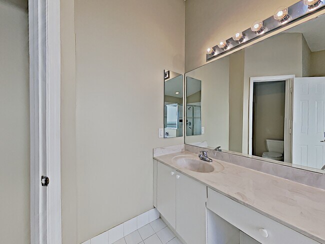 Foto del edificio - 3477 NW 144th Terrace