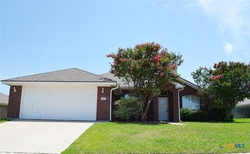 Building Photo - 5802 Venetian Ct
