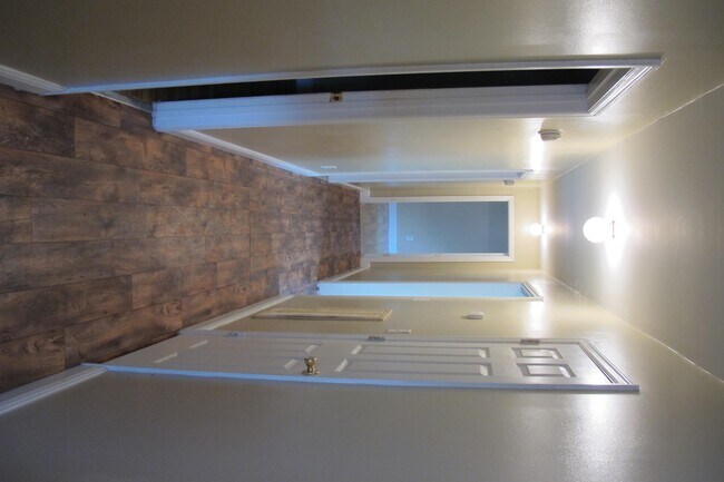 Foto del edificio - 1127 E Bolton St