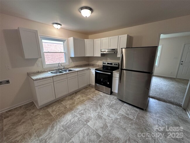 Building Photo - 518 Echodale Dr