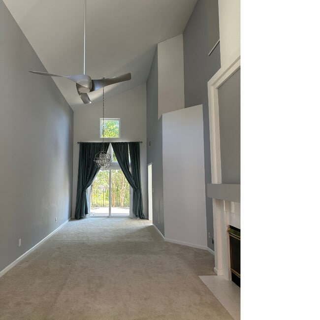Foto del edificio - 122 Lakeridge Ln