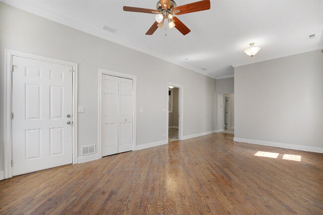 Foto del edificio - 1615 N Wood St