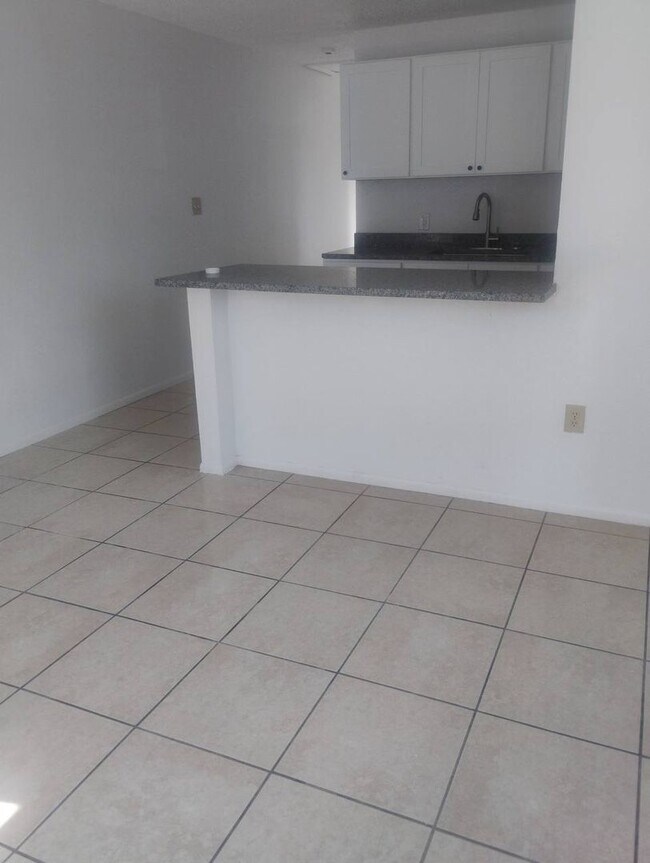 Foto del edificio - Highland St