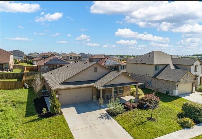 Foto del edificio - 3707 Anvil Range Rd