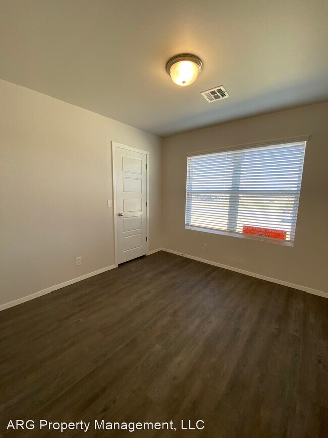 Foto del edificio - 4 br, 2 bath House - 29400 E 79th Place S