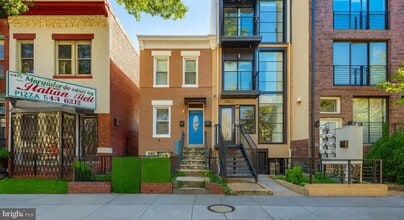 Building Photo - 1315 Pennsylvania Ave. SE