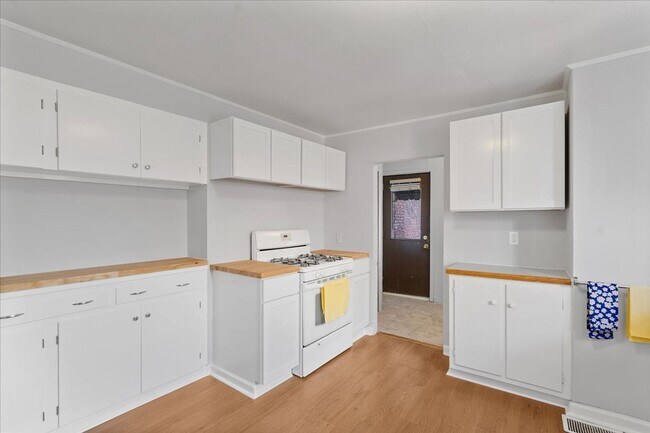 Foto del edificio - 176 42nd St
