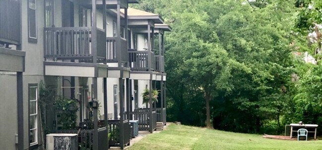Foto del edificio - Mineola Garden Apts