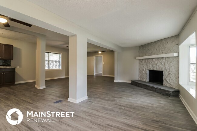 Foto del edificio - 2411 Chase Ave