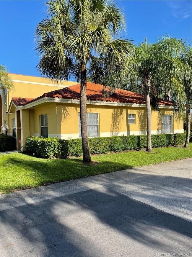 Foto del edificio - 4081 NW 90th Ave