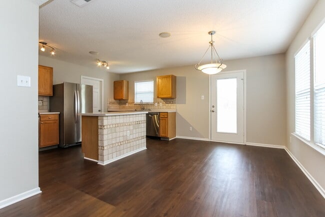 Foto del edificio - 6906 W Dover Pl