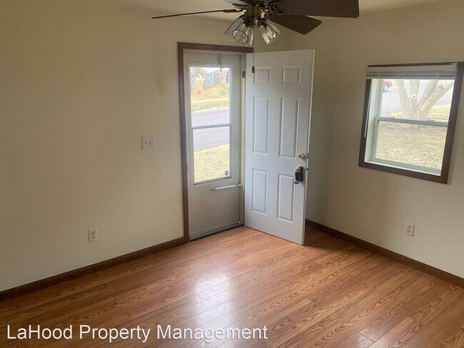 Foto del edificio - 2 br, 1 bath House - 1112 E Division Ave