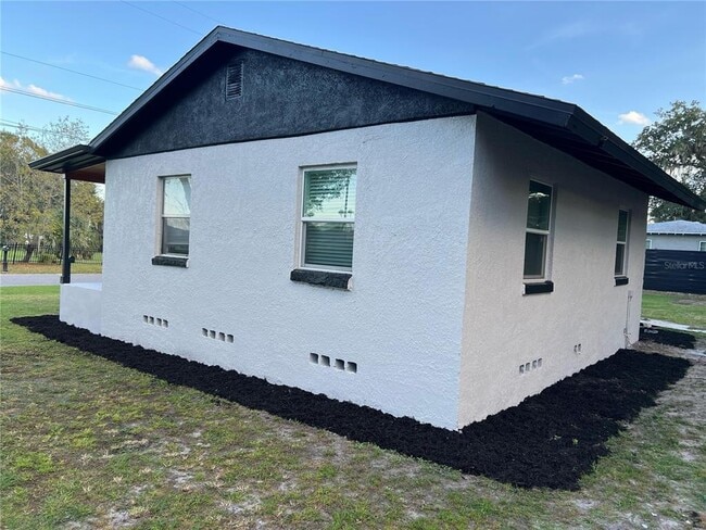 Building Photo - 200 S Ortman Dr