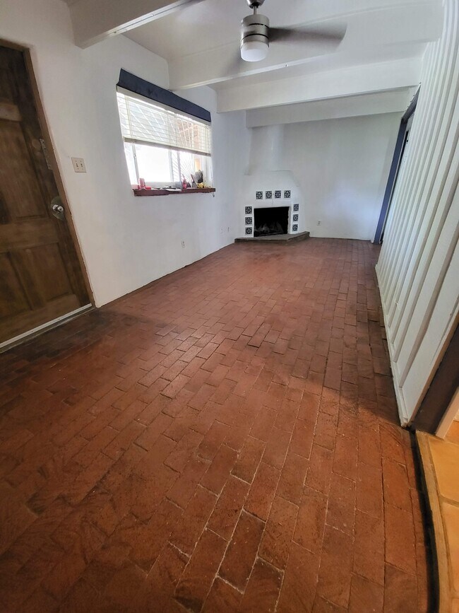 Sala/comedor - 1510 Fruit Ave NW