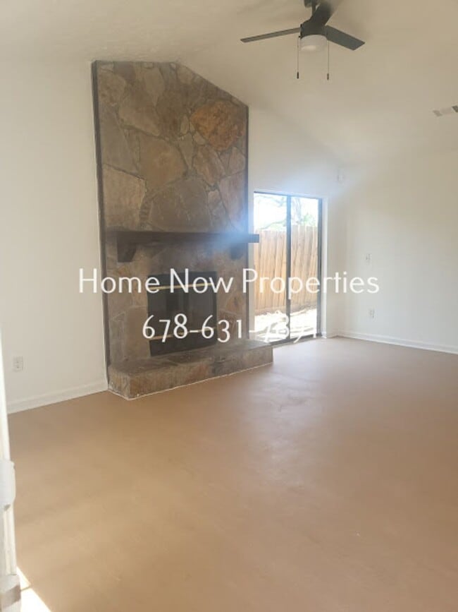 Building Photo - 6059 Creekford Dr