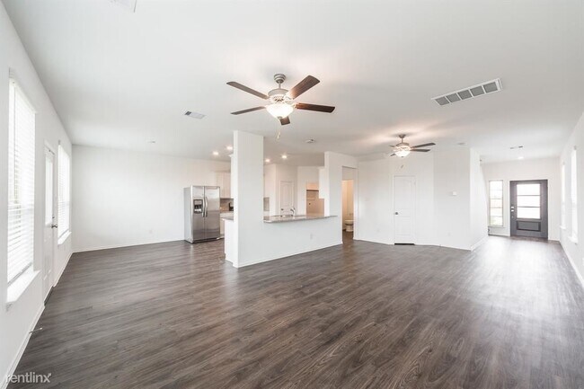 Foto del edificio - 4 br, 2 bath House - 26046 Steele Flower