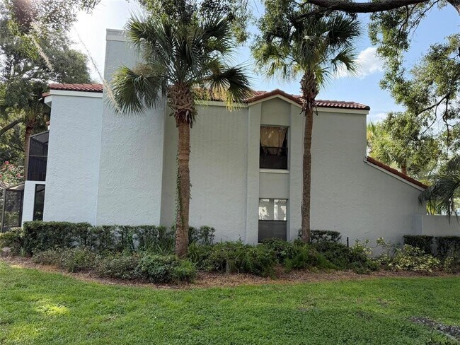 Foto del edificio - 4702 Sutton Terrace