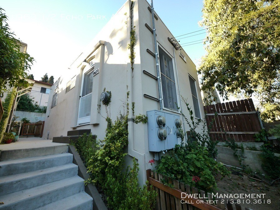 Primary Photo - Stand Alone Bungalow in Echo Park