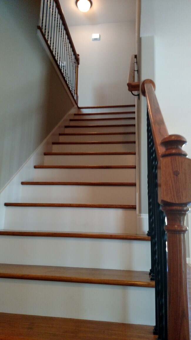 Foto del edificio - 3829 Highview Ln