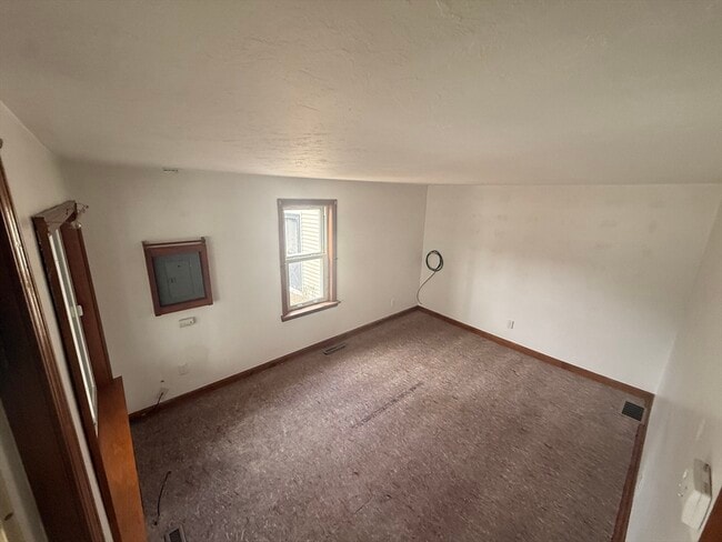 Building Photo - 348 Marshall St