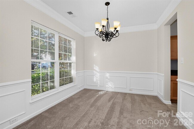 Foto del edificio - 3003 Moonstone Ln