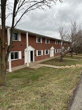 Building Photo - 633 American St