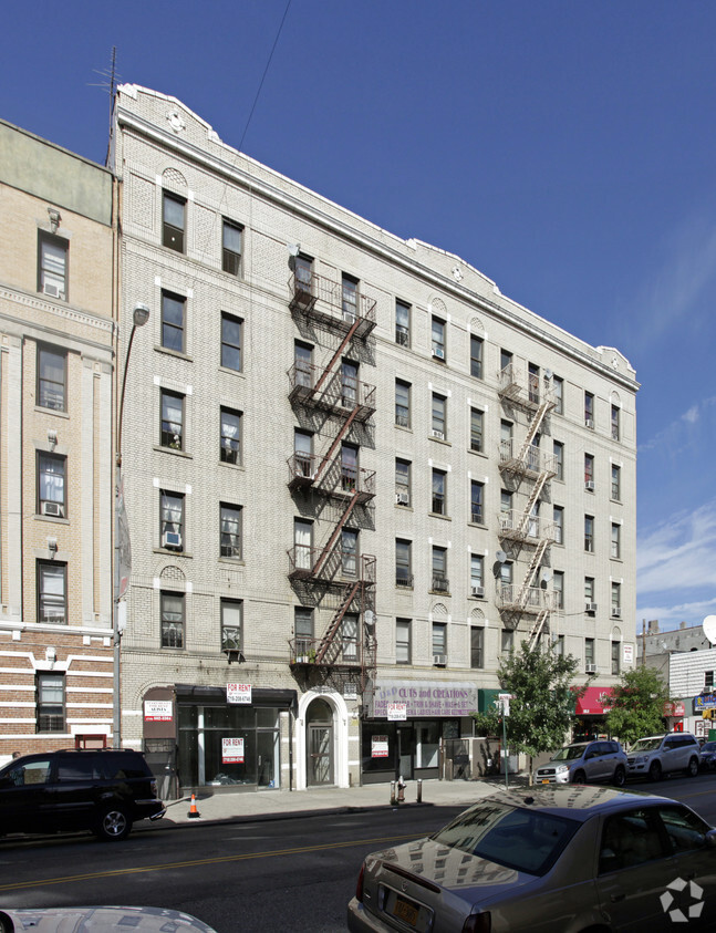 Building Photo - 561 East 187th Street