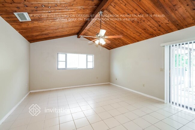 Building Photo - 3731 Aster Dr