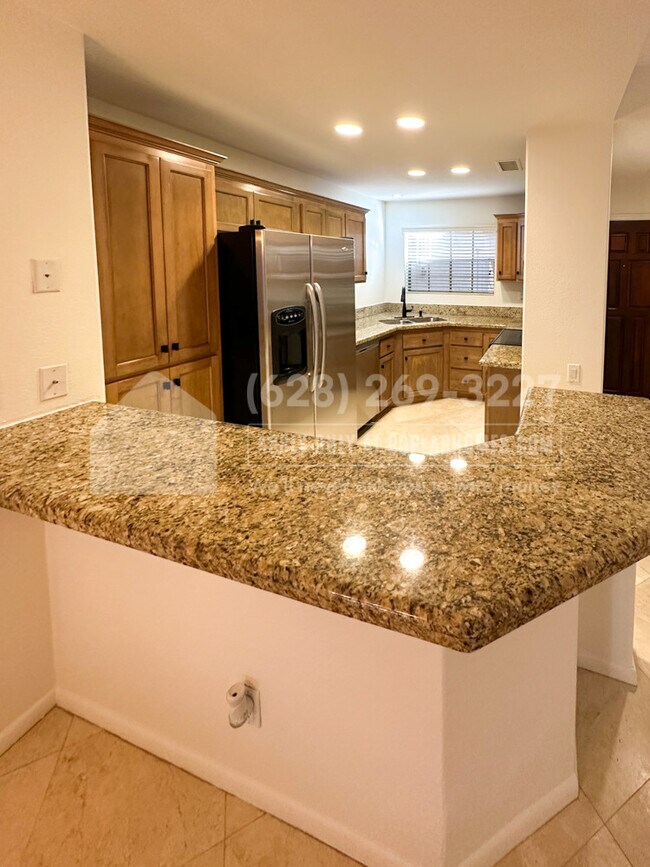 Foto del edificio - 10017 E Mountain View Rd