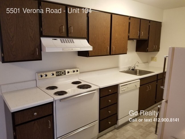 Foto del edificio - 5501 Verona Rd