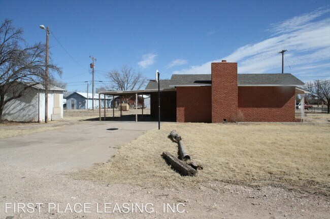 Building Photo - 3 br, 2 bath House - 1708 W. Fir St.