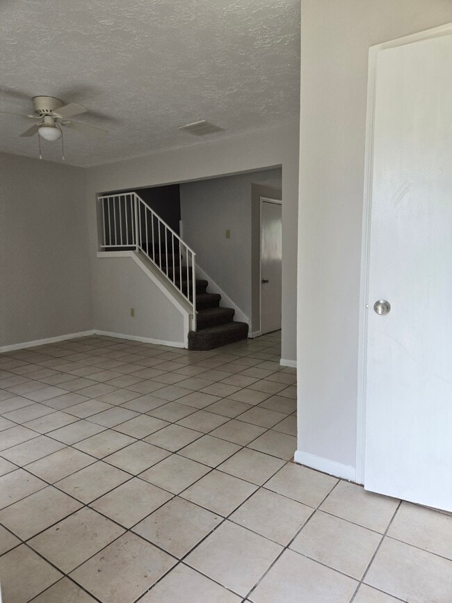 Building Photo - 13522 Castilian Dr
