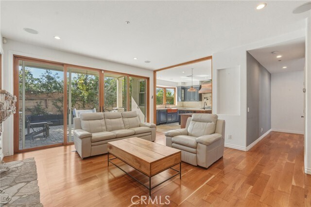 Foto del edificio - 6750 Andover Ln