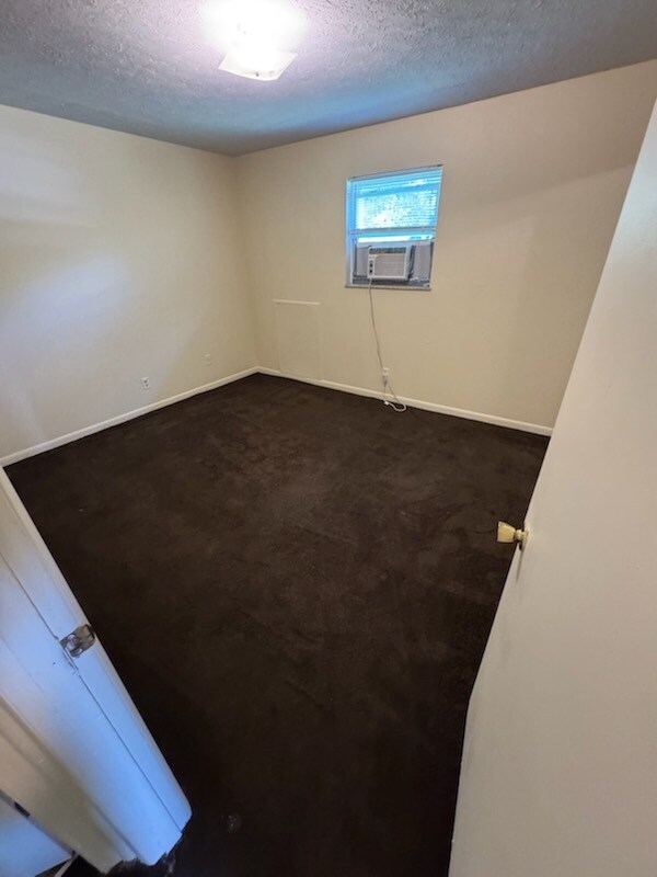 Foto del edificio - 3203 Melody Acres Ln