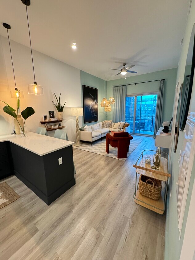 Foto principal - 47 NW 30th St