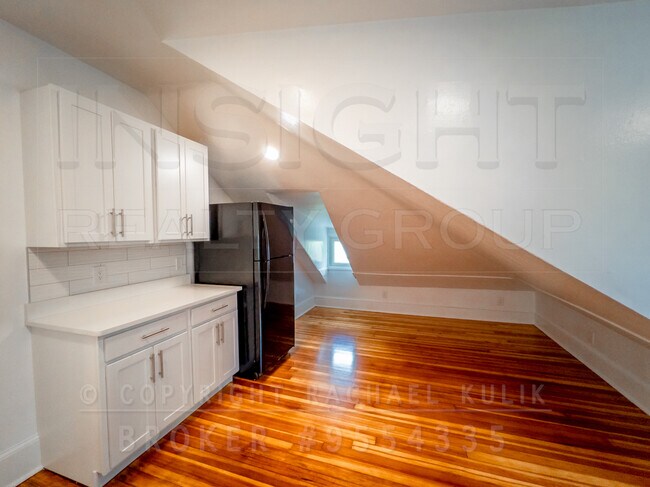 Foto del edificio - 100 Chestnut Ave