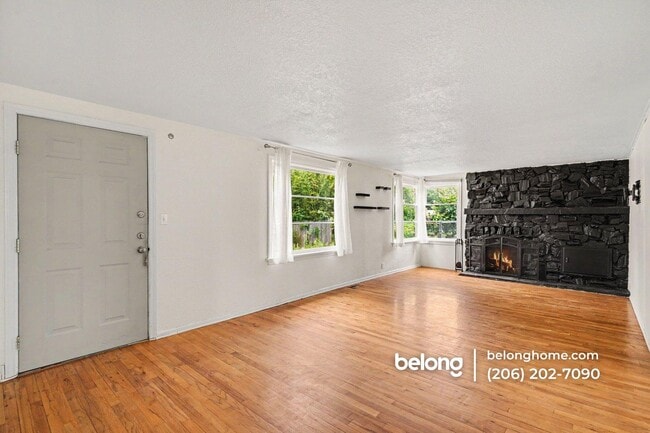 Building Photo - 2232 148th St SW