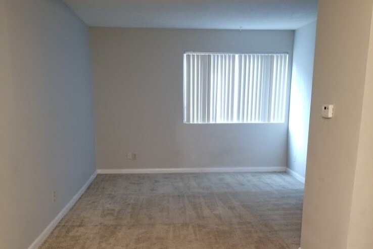 Living Room - 400 Lantana Ln