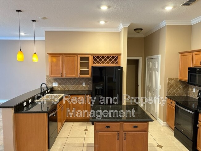 Foto del edificio - 878 Oakbranch Pl