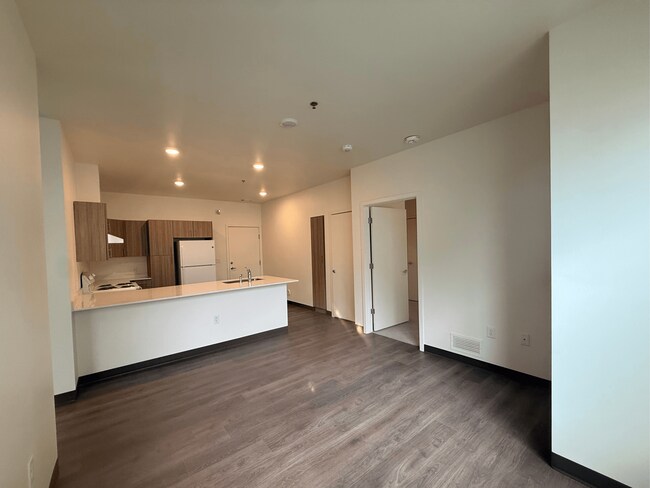 Foto del edificio - Gateway Village Apartments