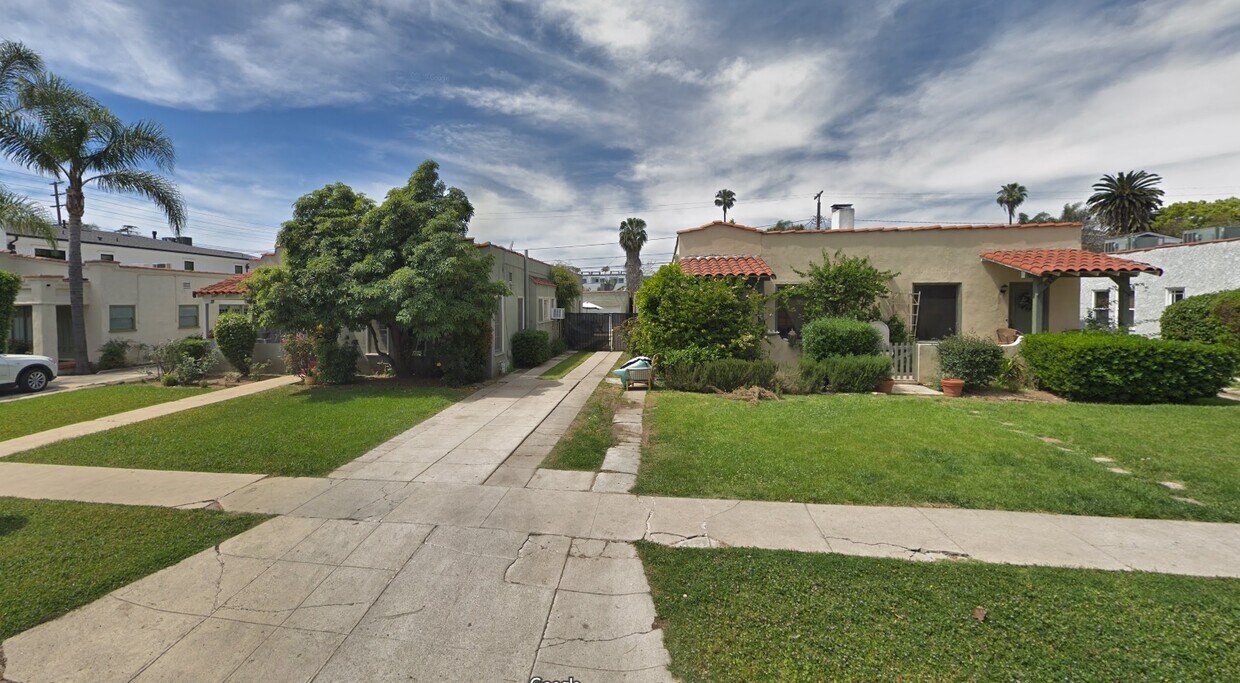 819823 N Ogden Dr, Los Angeles, CA 90046 Apartments in Los Angeles