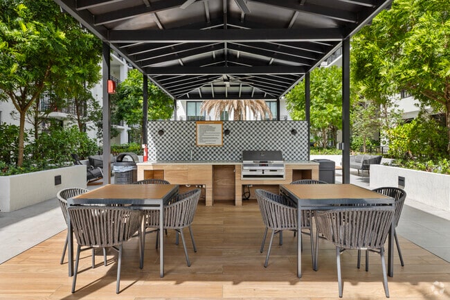 Pool Deck BBQ Area - Soleste Seaside